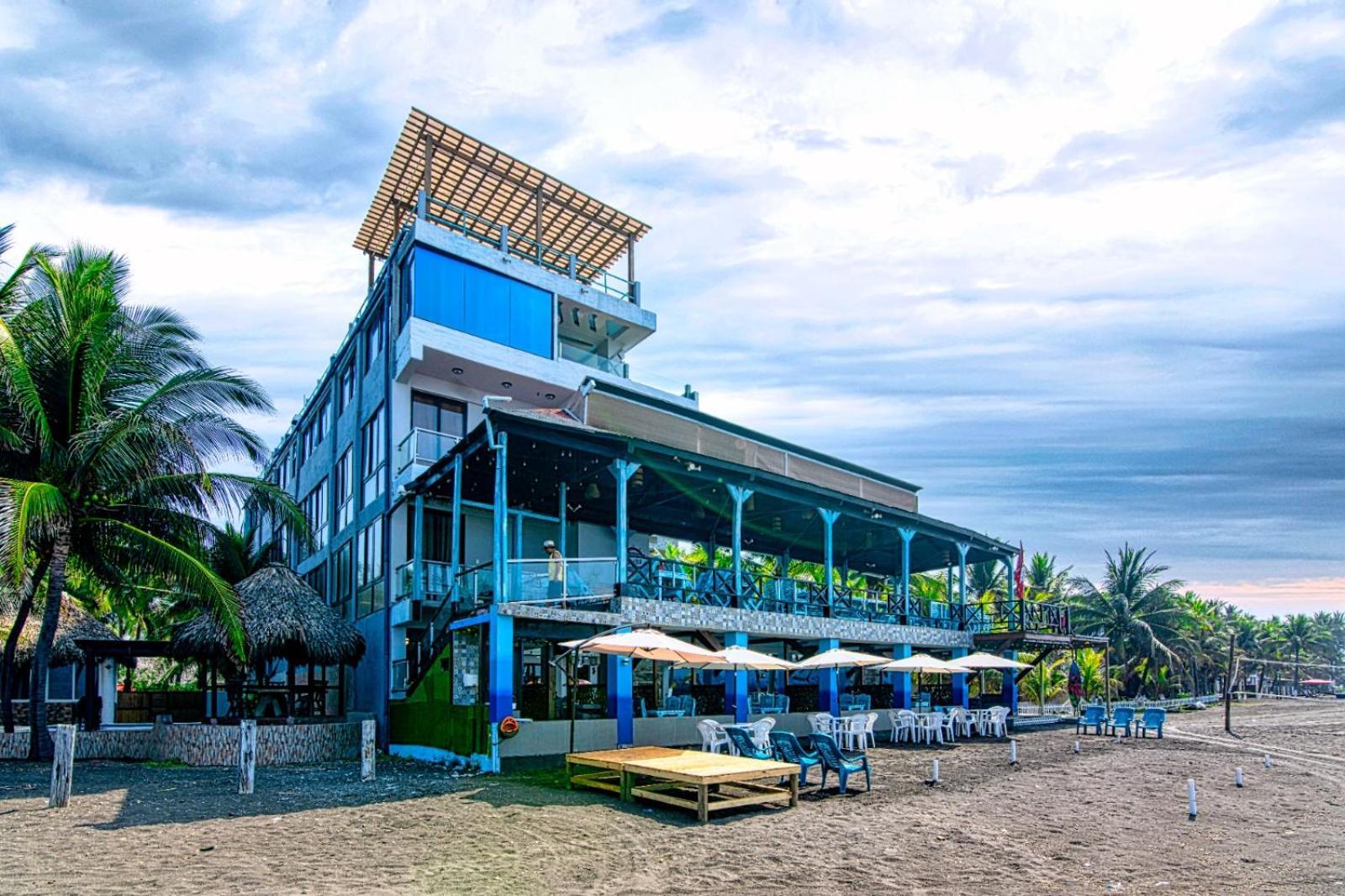 Hotel Playa Paraíso Monterrico Bagian luar foto